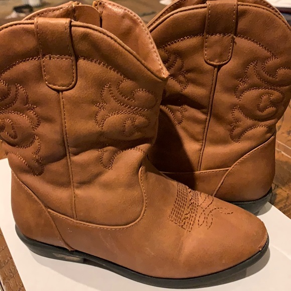 Girl’s Cowboy Boots size 11 - Picture 1 of 7